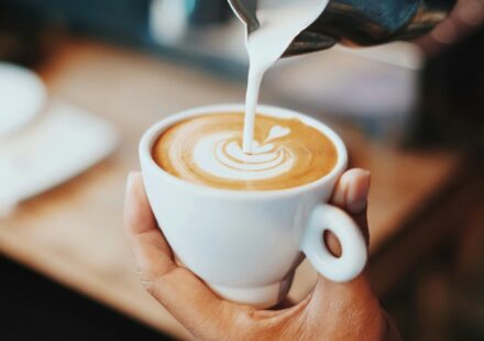 Coffee, tea and dementia risk: does your daily brew help?
